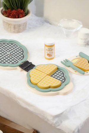 Waffle Delight Beige Pretend Playset