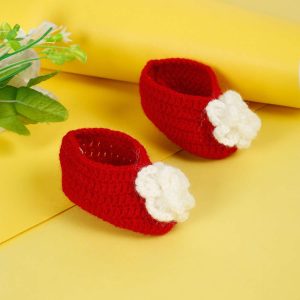 Red Woollen Booties With White Flower