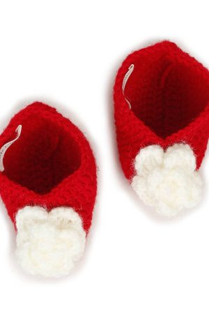 Red Woollen Booties With White Flower