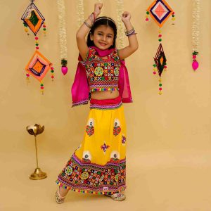 Girls Yellow chaniya choli with dupatta